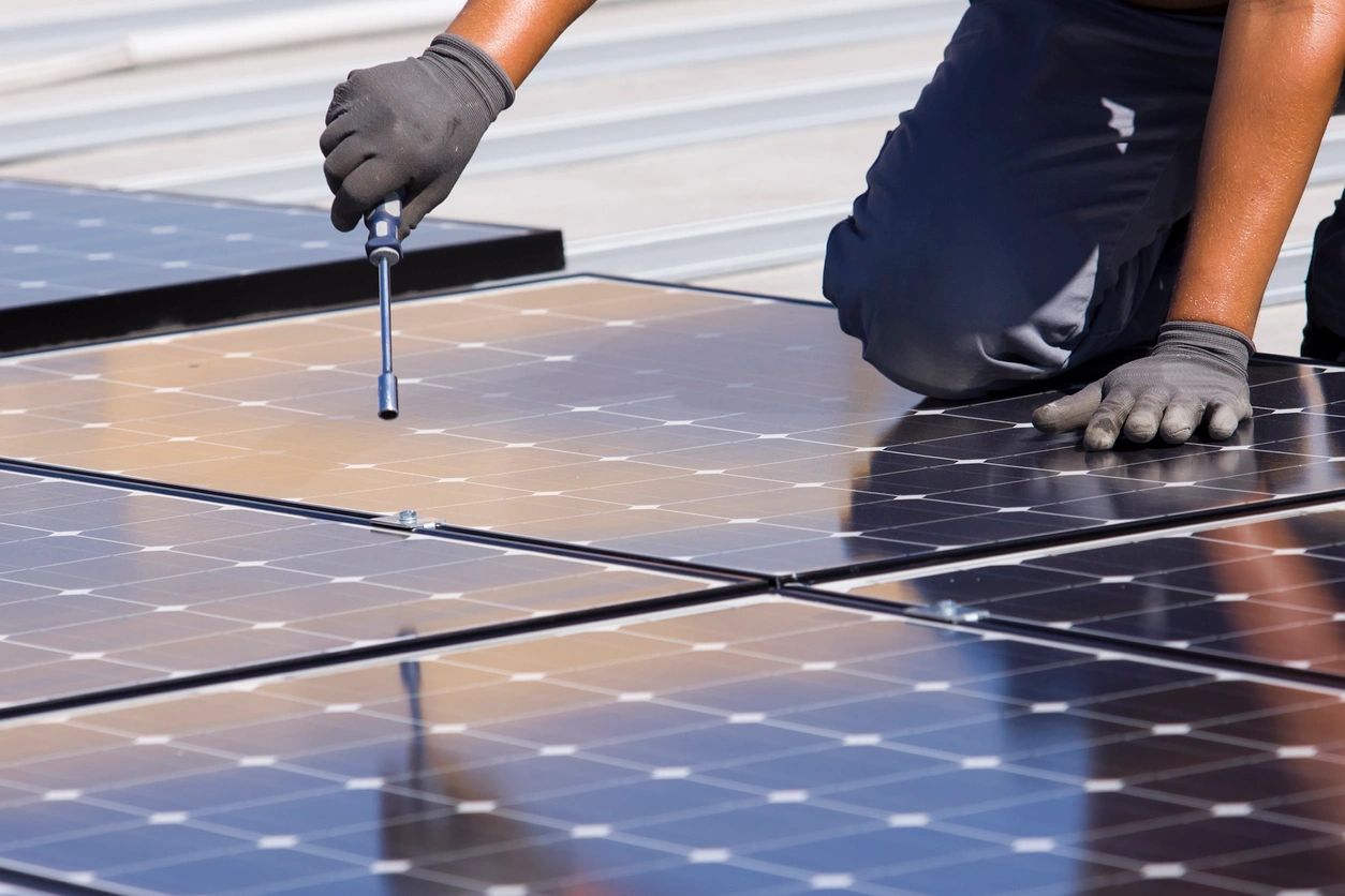 Reliance Industries Launches India’s First Gigawatt-Scale HJT Solar Module Production Line